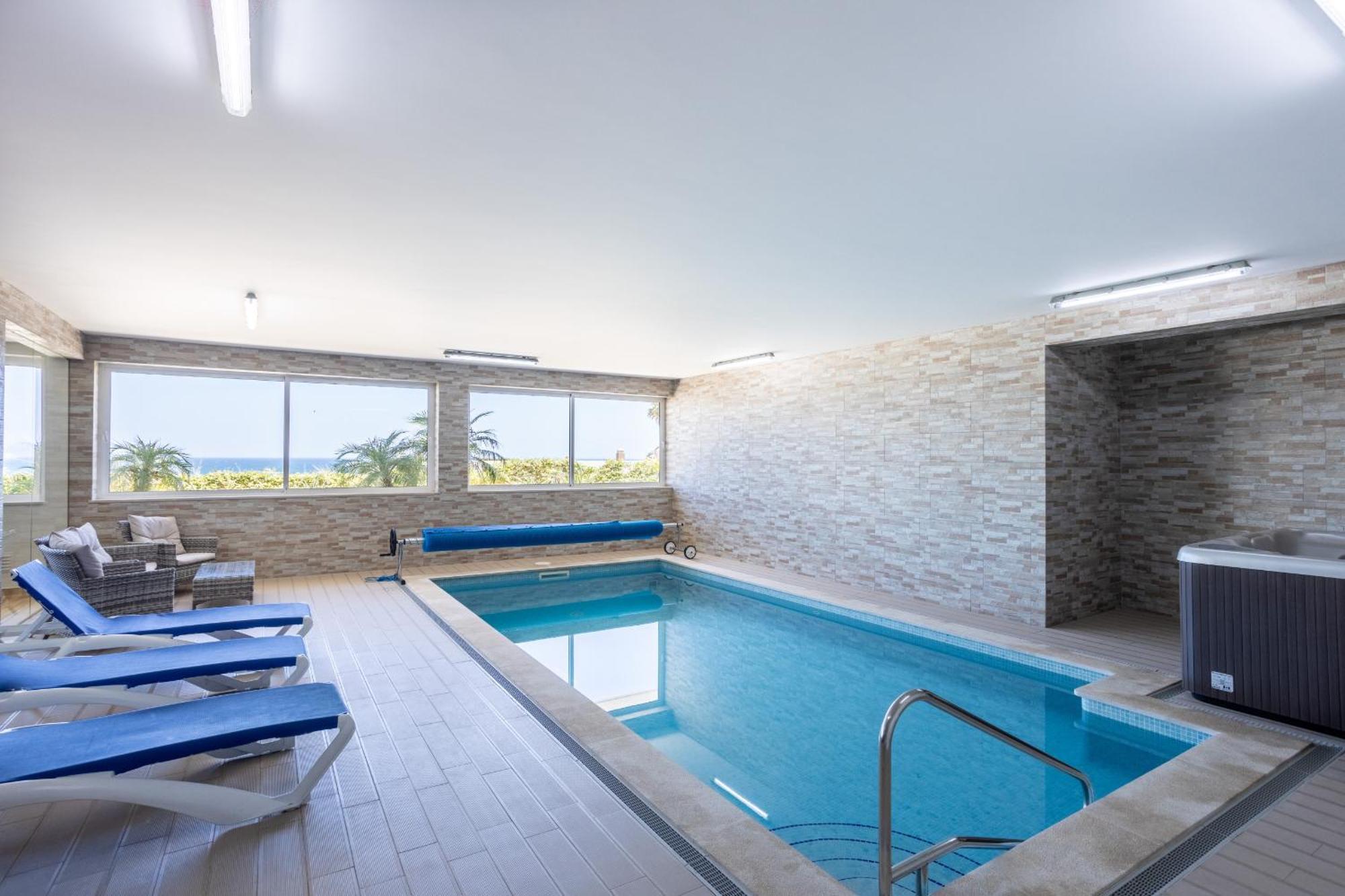 Coolhouses Algarve Lagos, 3 Bed Modern Flat, Outdoor, Indoor Pools&spa, à Vida