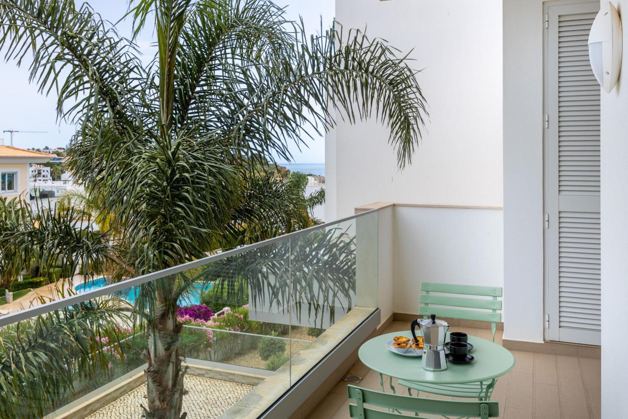 Coolhouses Algarve Lagos, 3 Bed Modern Flat, Outdoor, Indoor Pools&spa, à Vida Lagos